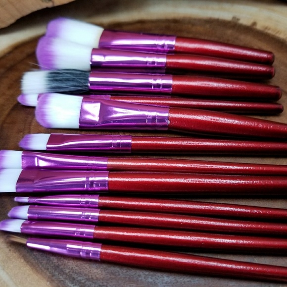 12 piece brush set and case - Picture 7 of 8